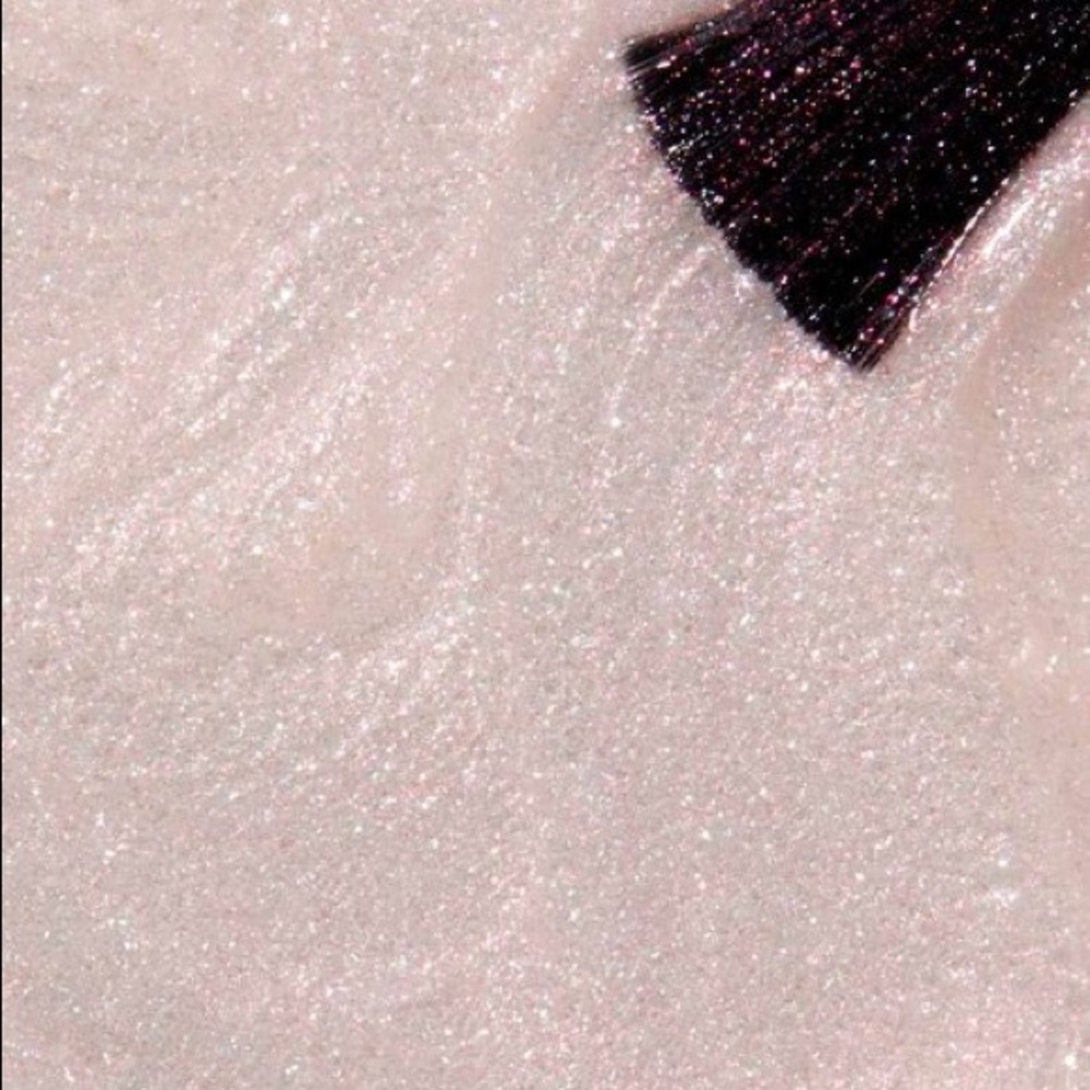 OPI Infinite Shine 2 Throw Me A Kiss NWOT - Picture 2 of 4